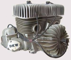 DKW's air-cooled 350cc V3 two-stroke engine.